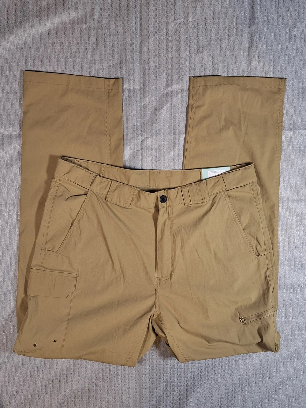 *NEW* Magellan Outdoors Men's Convertible Pants - Tan Size L (NWT)